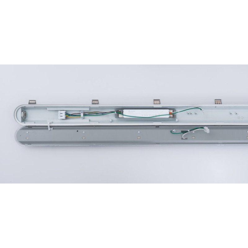 Cветильник LED линейный 46W 220V 6400lm 6500K 1500x82x68mm IP65 [4058075541221] Ledvance DP 1500