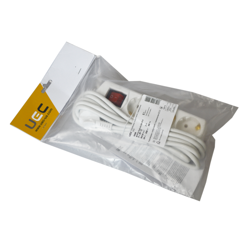 Удлинитель с выключателем 3м 3 гнезда 2Р+PЕ IP20 [WYP10-10-03-03-GS-G-U] UEC
