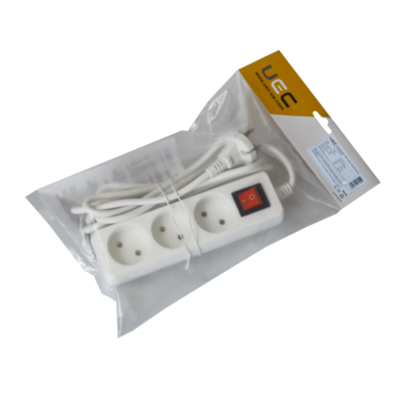 Удлинитель с выключателем 3м 3 гнезда 2Р IP20 [WYP10-06-03-03-S-N-U] STANDART UEC