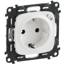 Розетка комбинированная 2К+С с USB Type C 16А 250V Valena Allure белая [753005] Legrand